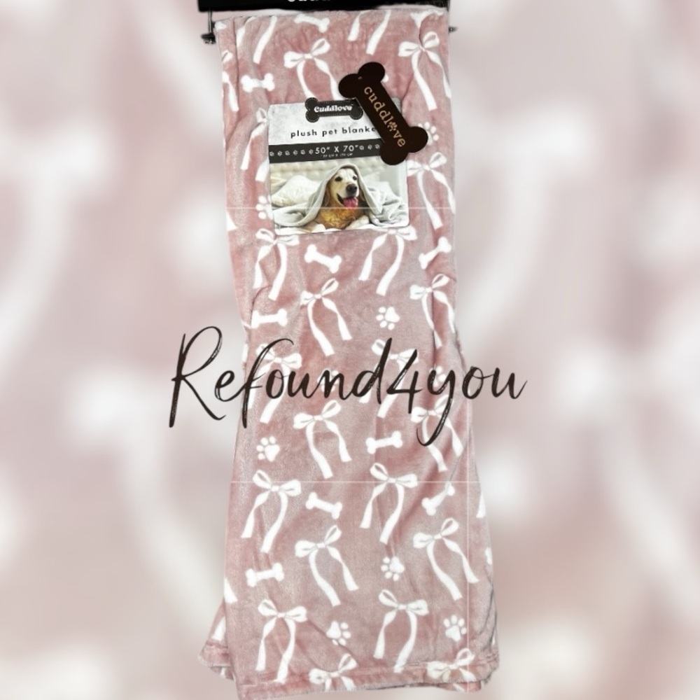 Cuddlove - ‘Paws & Bows - Pink/White’ Plush throw 50” x 70” NWT. Firm! Last one!